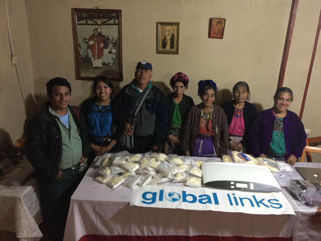 Community health care workers and midwives receive medical supplies from Global Links